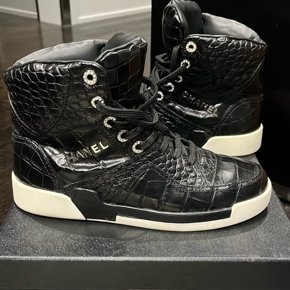 CHANEL black croc embossed calfskin high tops - Picture 1 of 9